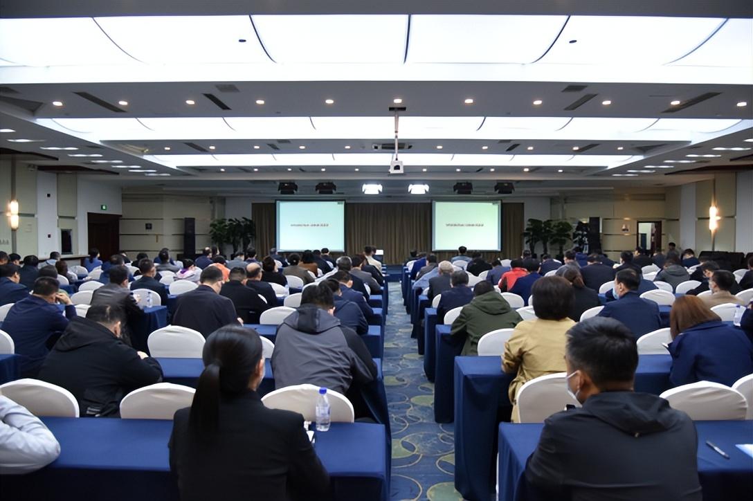 证券大讲堂,你认为国内现阶段最好的平民投资理财方式是什么