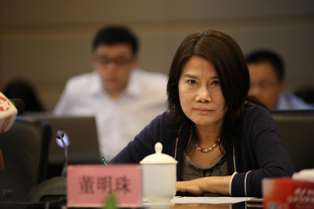 珠海银隆股票代码（美的和格力谁的发展更好）