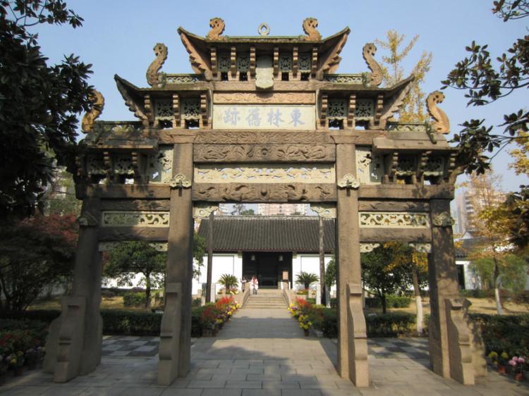 cf潜龙基地,你们觉得万茜是什么样的人
